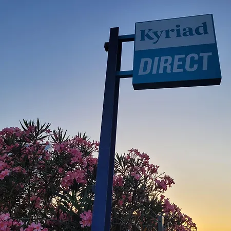 Kyriad Direct Arles-3